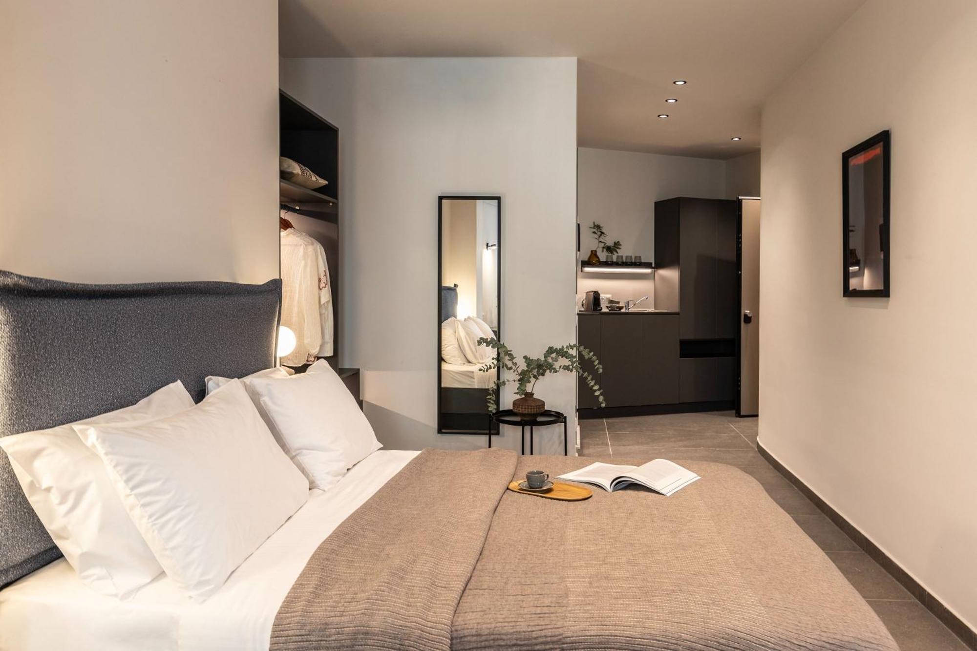 Celestial Athens Suites At Praxitelous Extérieur photo